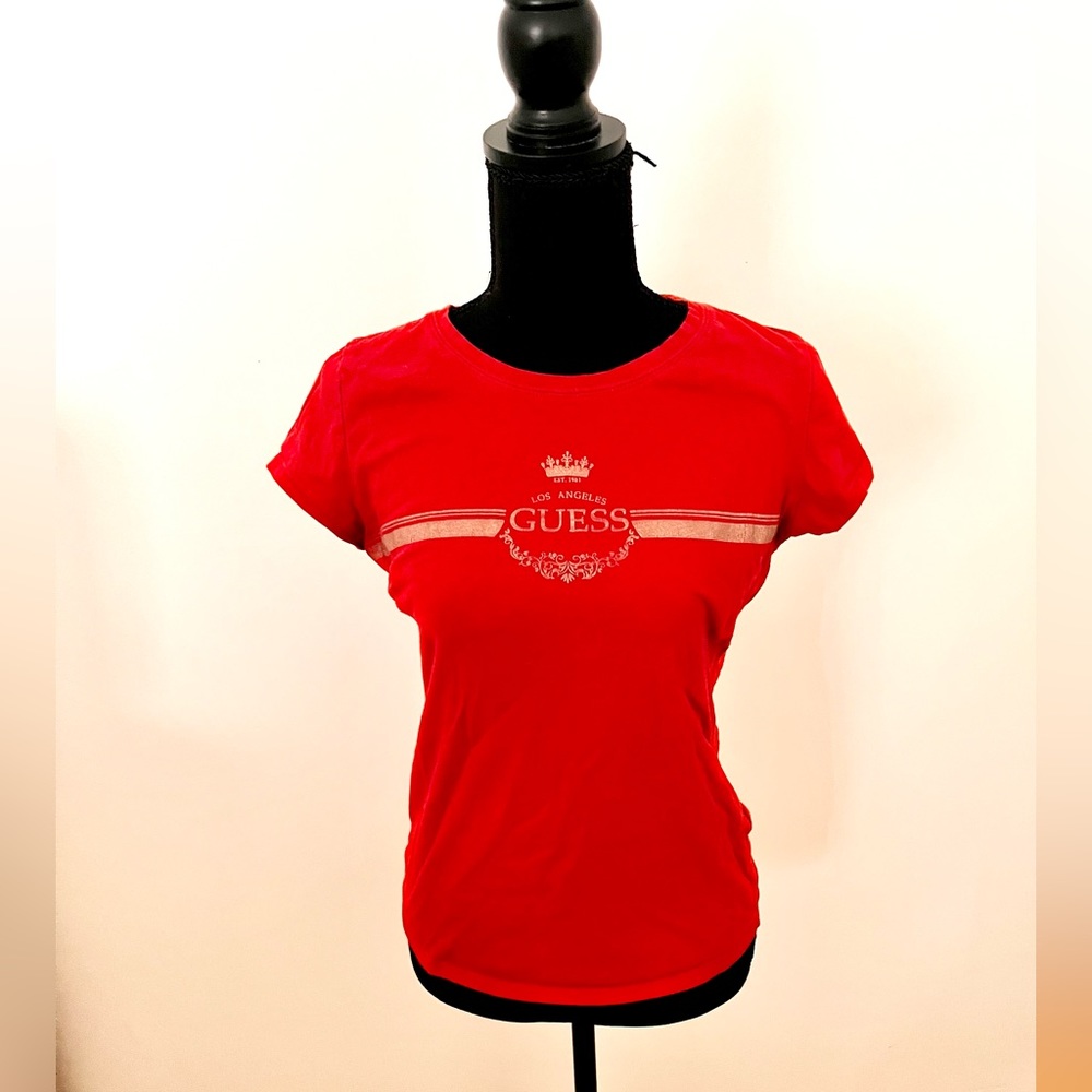 Guess Los Angeles collection, red t-shirt with crown design